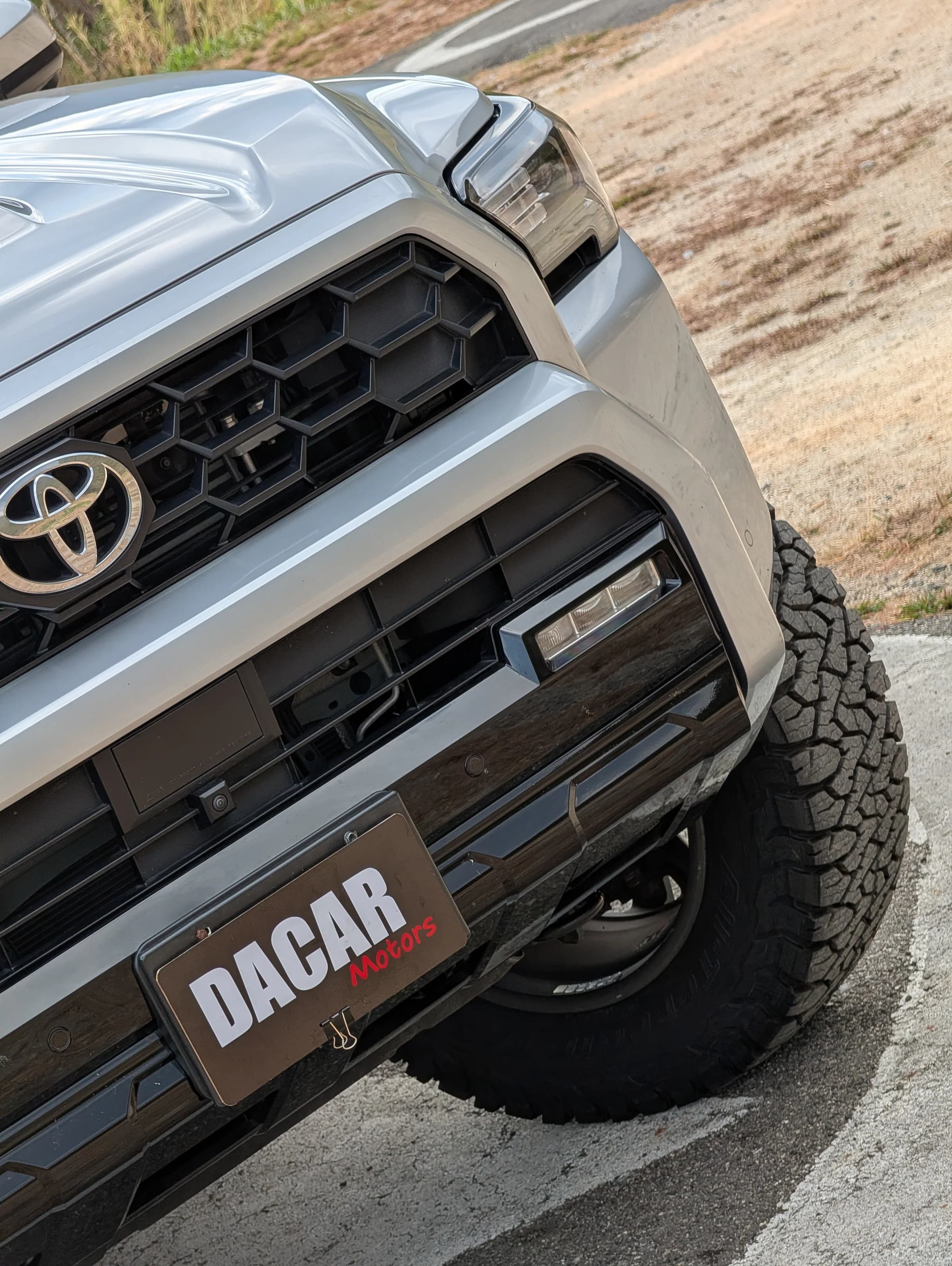Land Cruiser 70, vista trasera con equipamiento